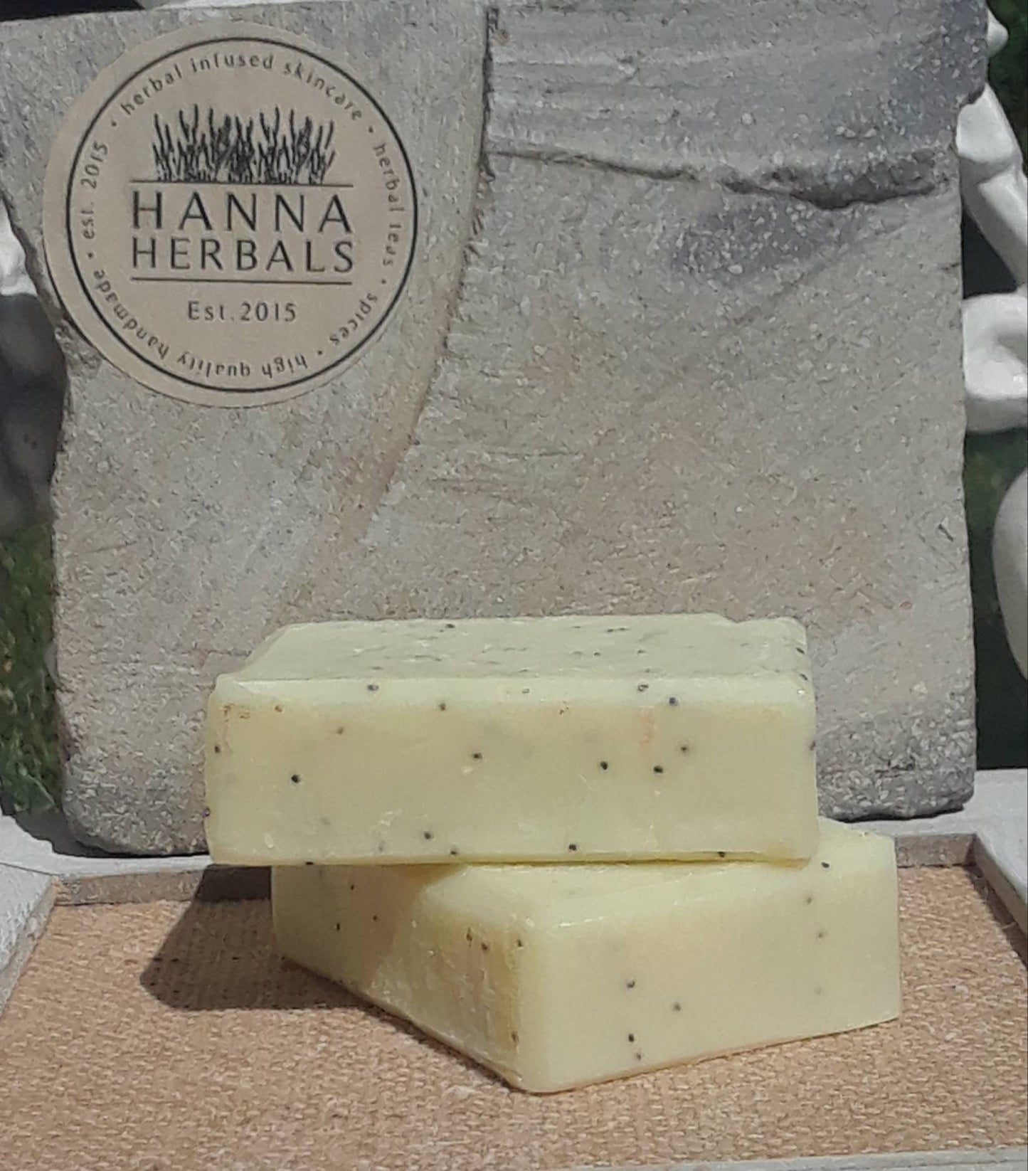 Lemon Poppyseed Soap - Hanna Herbals