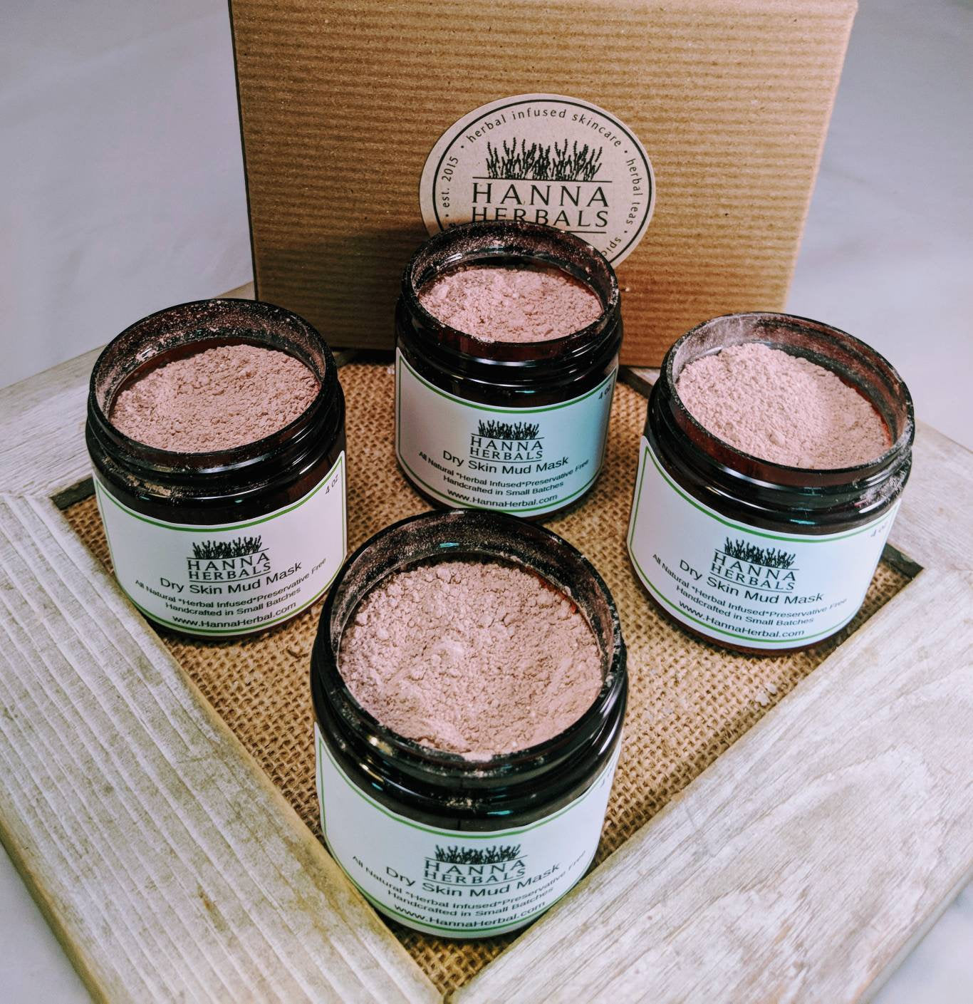 Dry Skin Mud Mask - Hanna Herbals