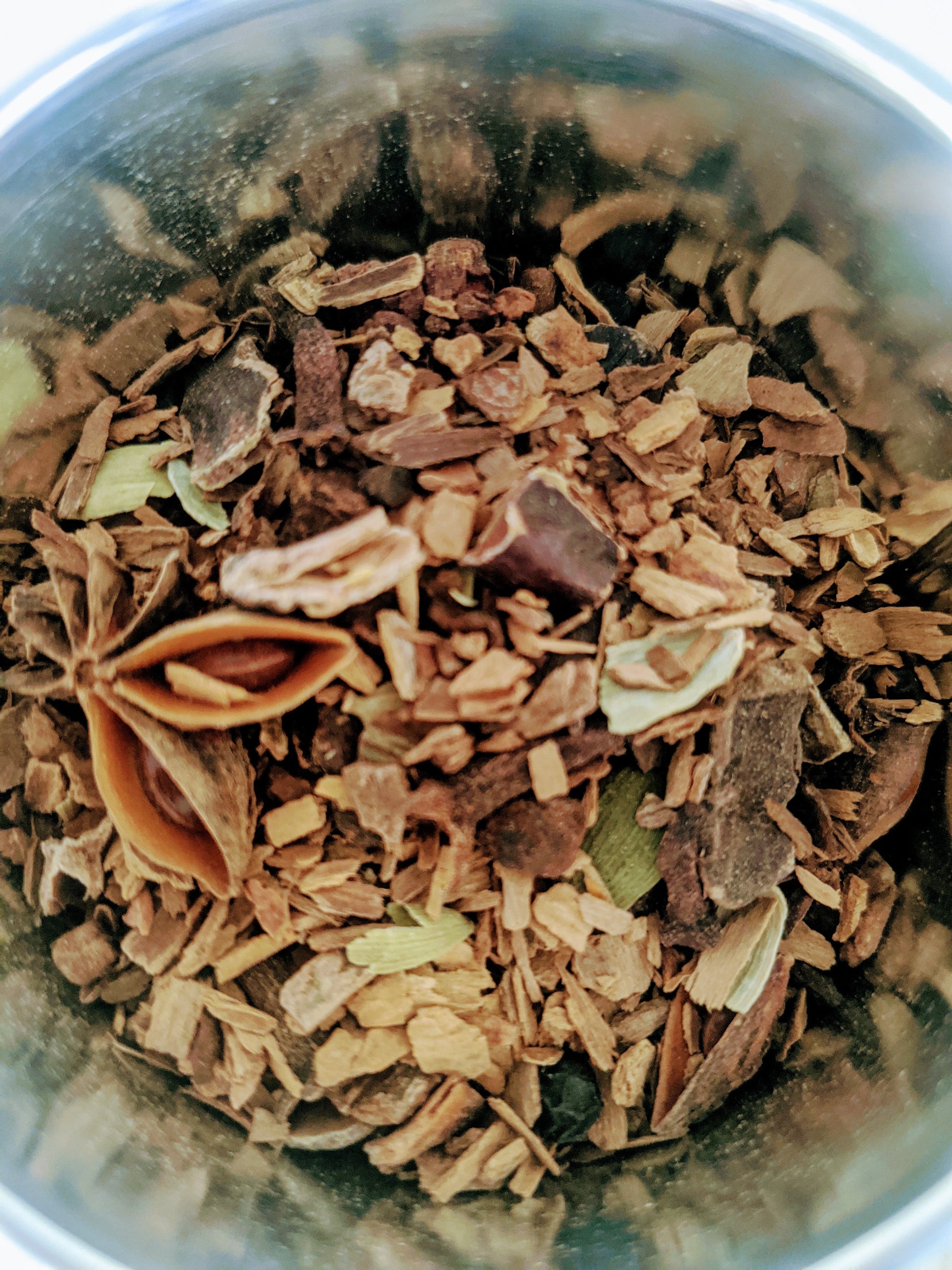 Cinnamon and Clove Herbal Tea - Hanna Herbals